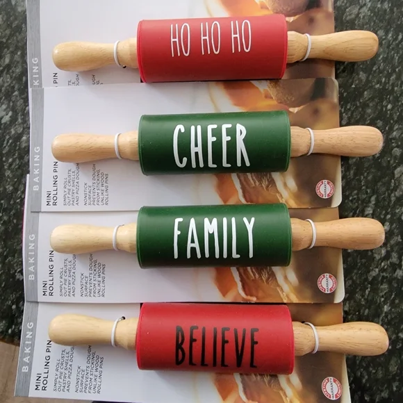 🎄 CLEARANCE 9in Rae Dunn Inspired Holiday Rolling Pins! - Picture 1 of 5